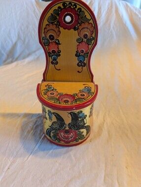 2/60$ Vintage Yellow Floral Wall Pocket with Red Trim